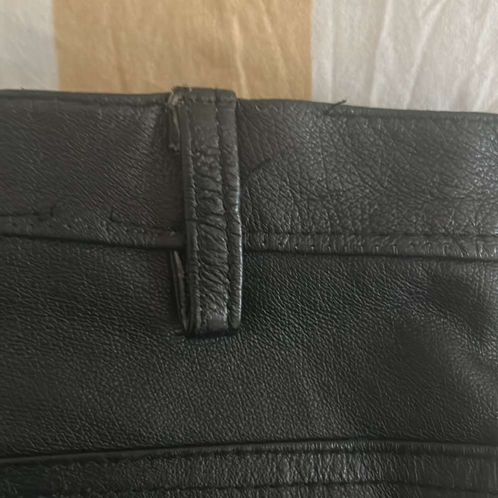 Reformation Shorts - Picture 7 of 8